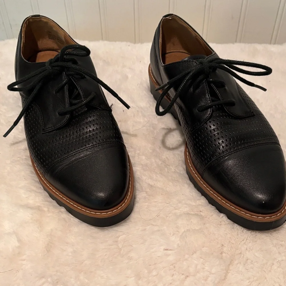 14th & Union Leather Codey Black Perforated Derby Shoes 6M